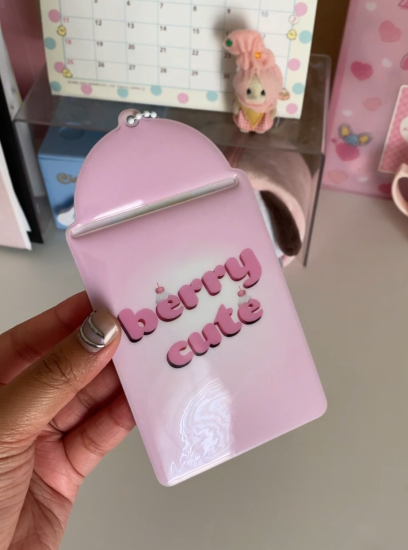 berry cute photocard holder